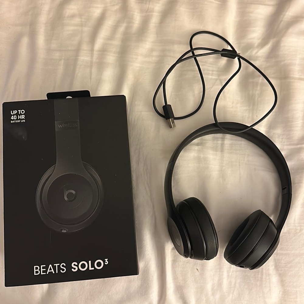 Beats Solo 3 Headphones